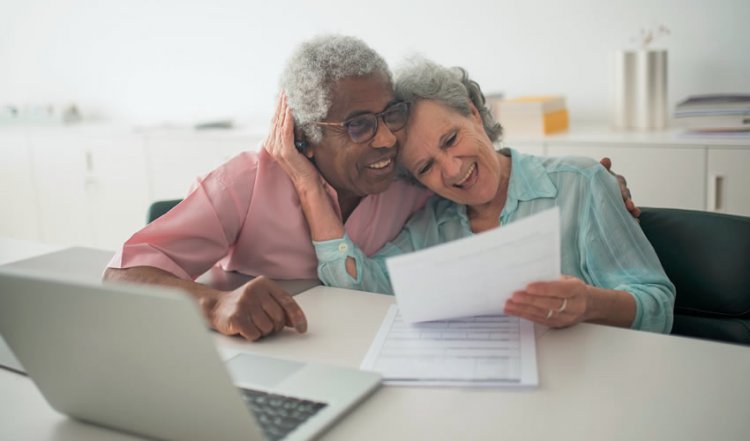 Discussing Ontario Benefits for Seniors and the Requirements
